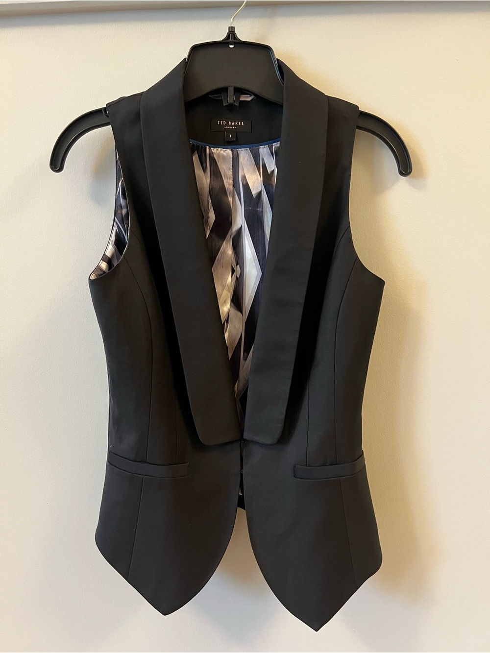 Ted Baker Black Shawl-Collar Sleeveless Vest